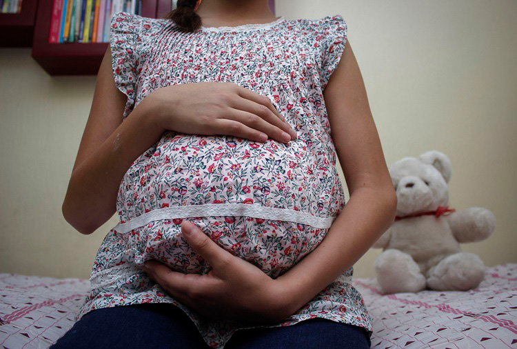 Registran 30 nacimientos entre adolescentes y padres de 50 años