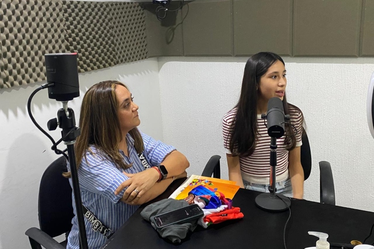 Natalia Hernández, niña matemática con dos medallas de bronce