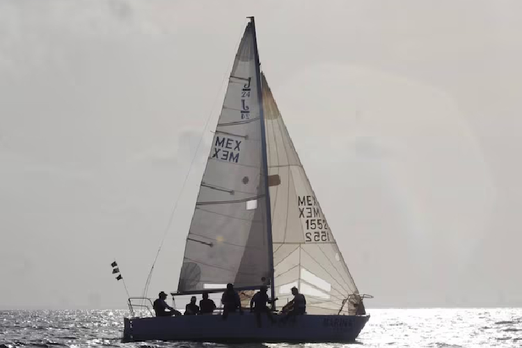 Marina suspende búsqueda de sobreviviente tras ataque de Estados Unidos