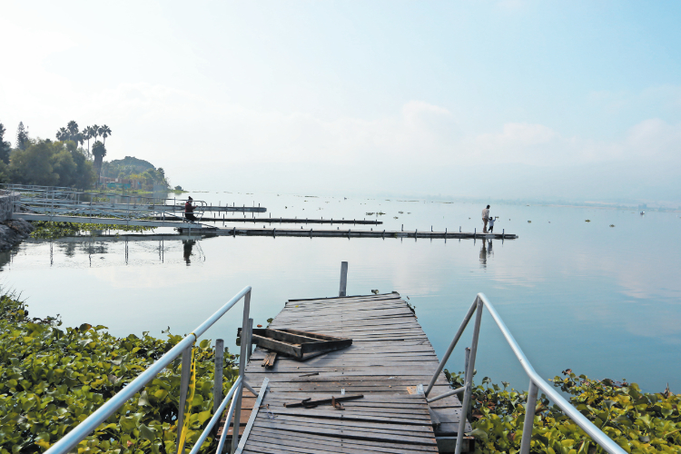 Presumen acciones en la laguna de Cajititlán