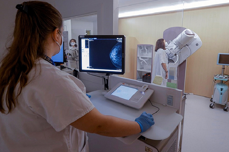 OMS impulsa el diagnóstico para reducir cáncer de mama