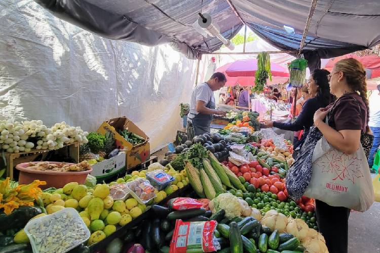 La mesa de los mexicanos, cada vez más cara