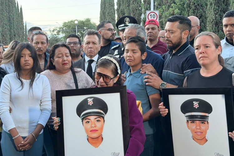 Rinden homenaje a las dos agentes viales asesinadas