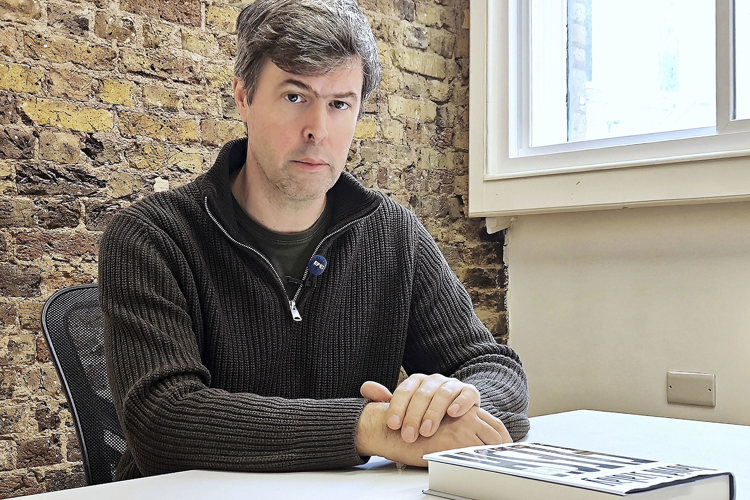 ‘Flesh’: poder, dinero y desarraigo