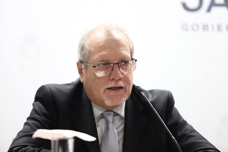 Por asesinato de interno en anexo, detiene a tres personas