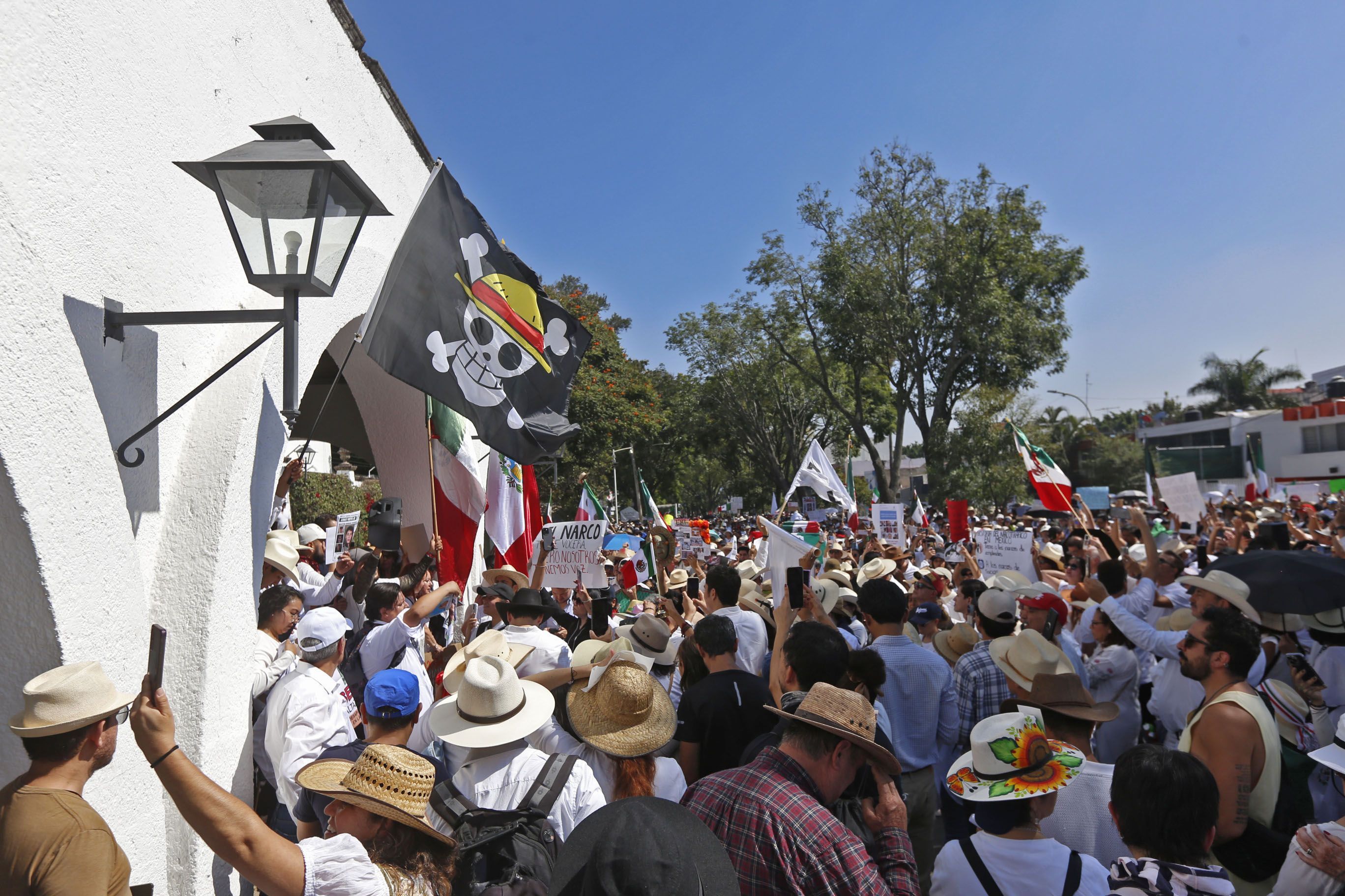 Destacan participación inédita de jóvenes en la marcha del sábado en Guadalajara
