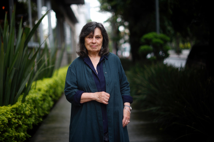 Laura Restrepo: “Somos la generación marcada por el genocidio y rebelde a su tiranía”