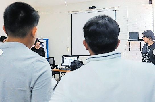 Muestran realidad emocional de jóvenes en reclusión en Jalisco