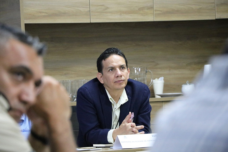 Citan a titulares de Ciencias, Forenses, Cobupej y CEEAV