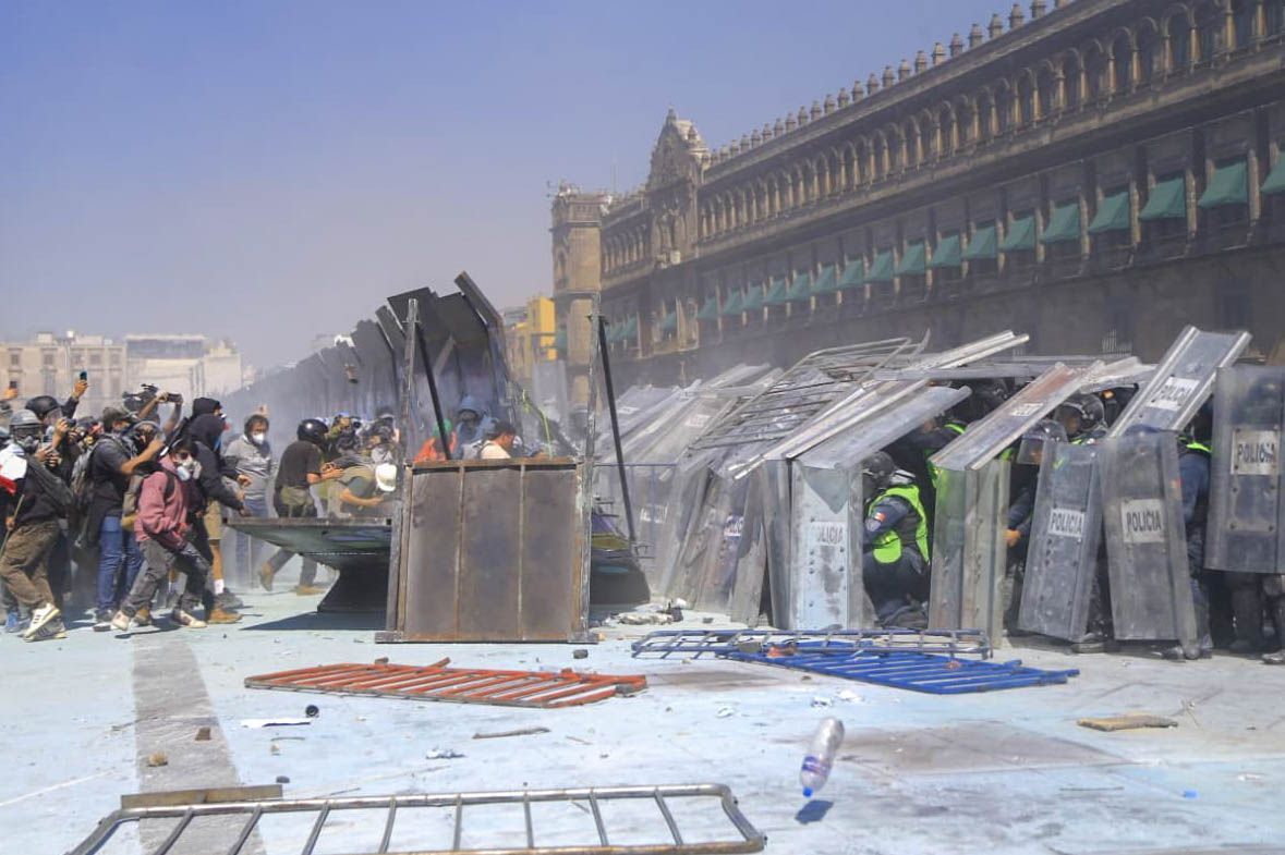 Jóvenes de la “Generación Z” relatan violencia e infiltrados en la marcha del 15 de noviembre