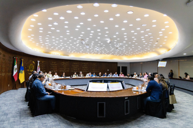 Gobierno de Jalisco presenta avances del FINEDUC ante la Iniciativa Privada