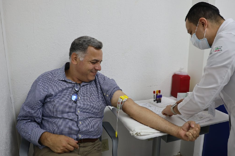 Programa de salud masculina llega a Cruz Verde de Zapopan