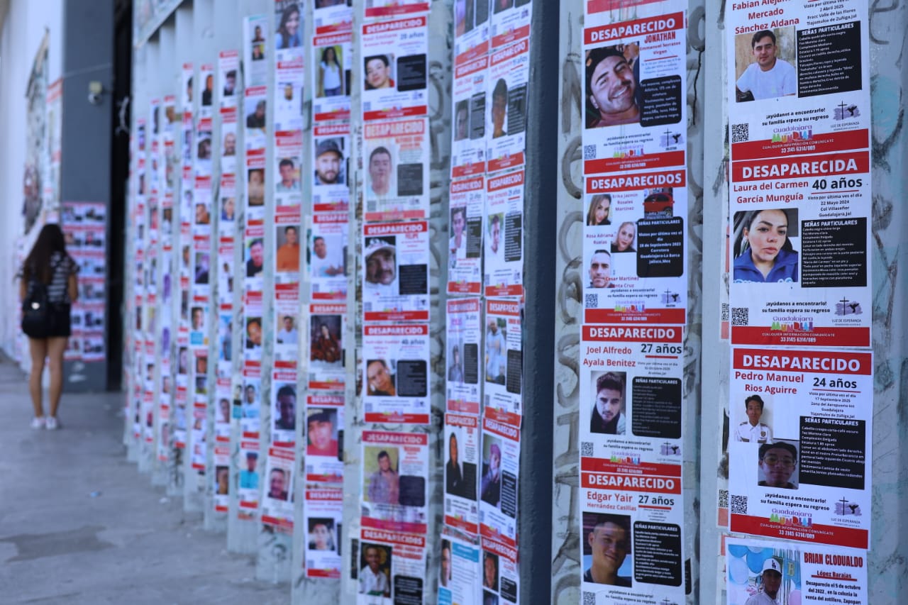 Suman 456 bolsas con restos humanos hallados en zonas cercanas al Estadio Akron