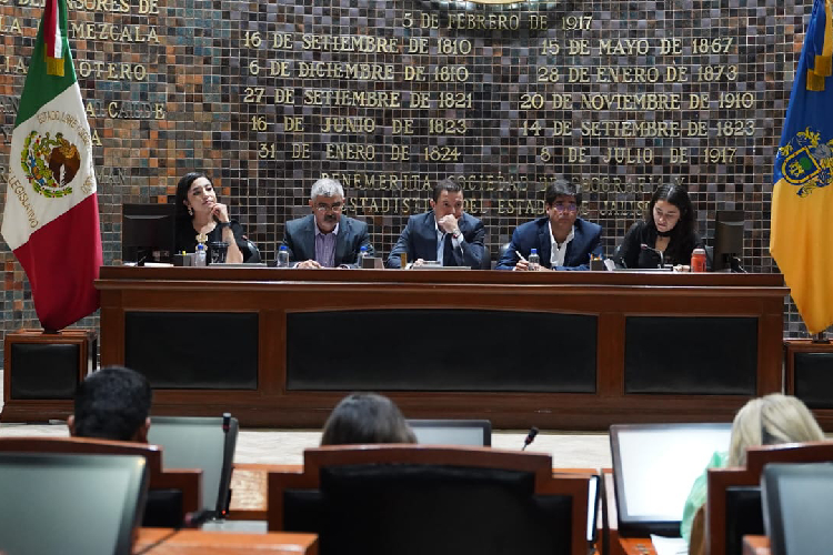Legisladores cuestionan contrataciones, opacidad y falta de avances en Siapa