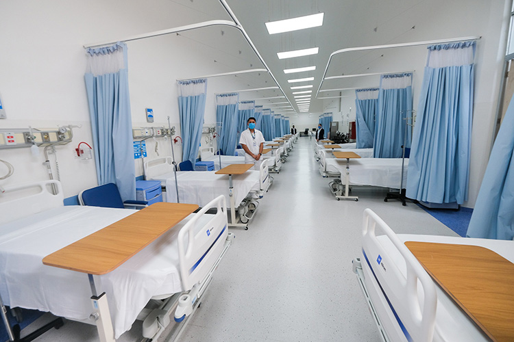 Jalisco proyecta cuatro nuevos hospitales y prepara incentivos para atraer especialistas