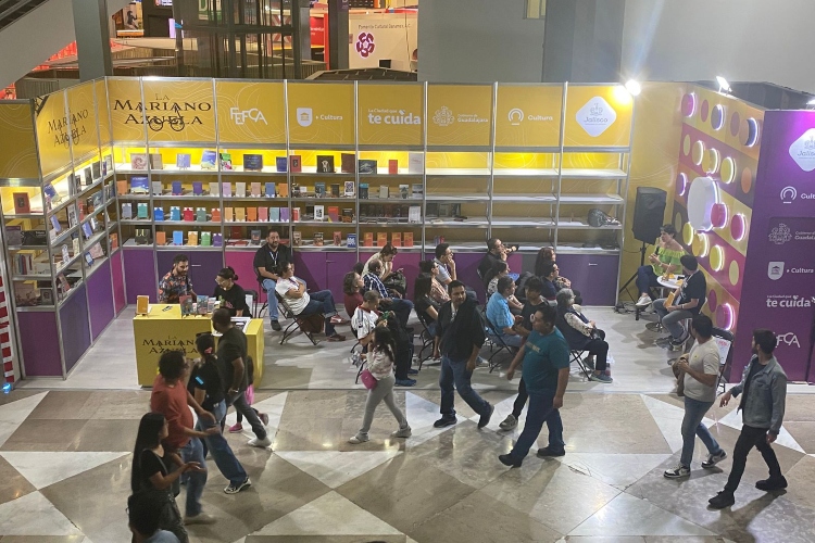 SC se lucirá con su pabellón en la FIL