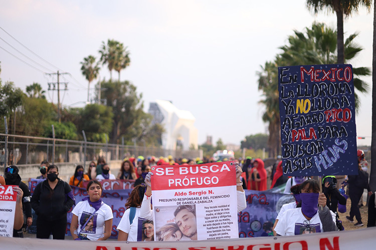 Exigen frenar violencia contra mujeres en Jalisco