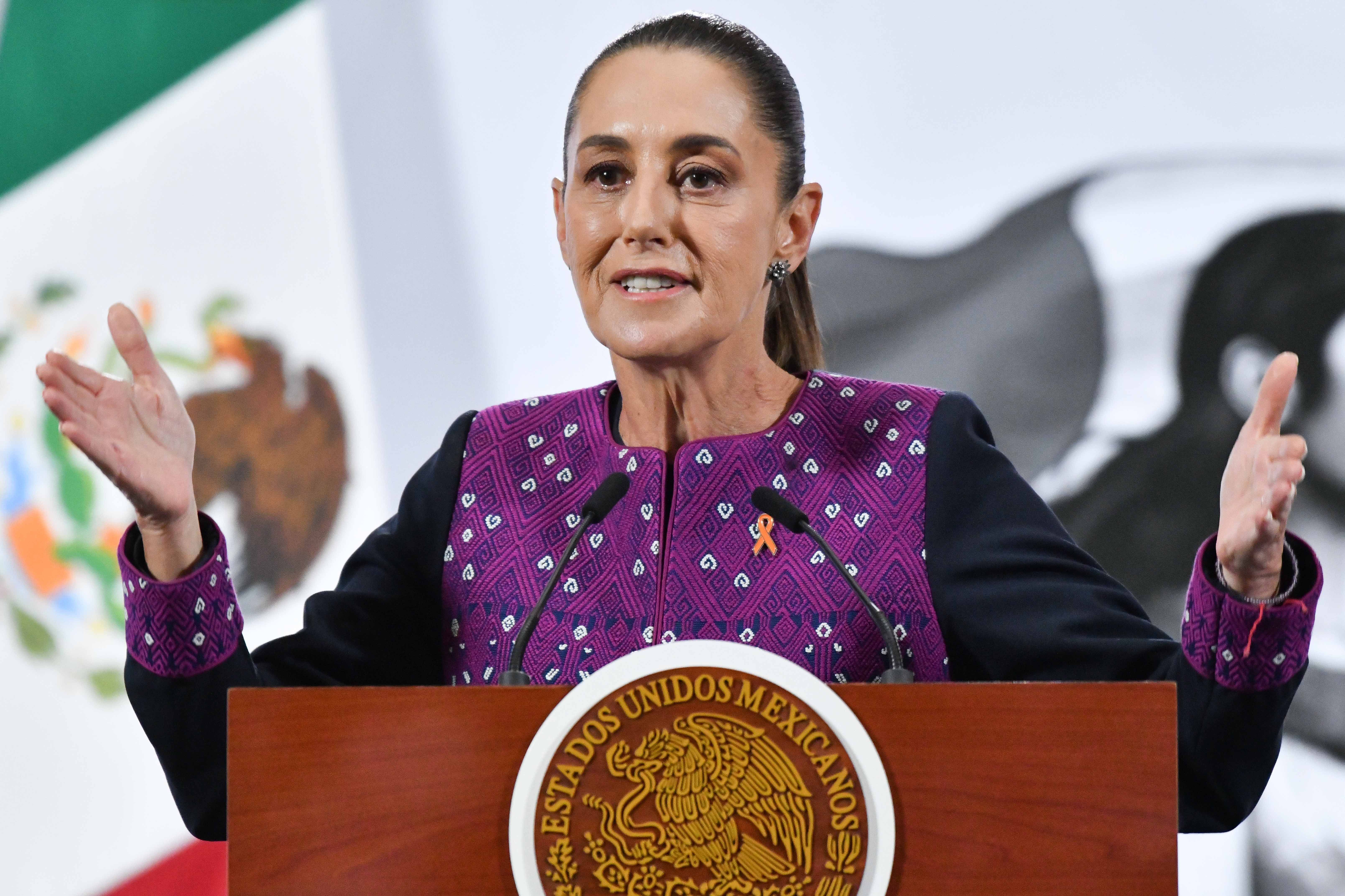 Sheinbaum rechaza que transportistas tengan carpeta de investigación por bloqueos