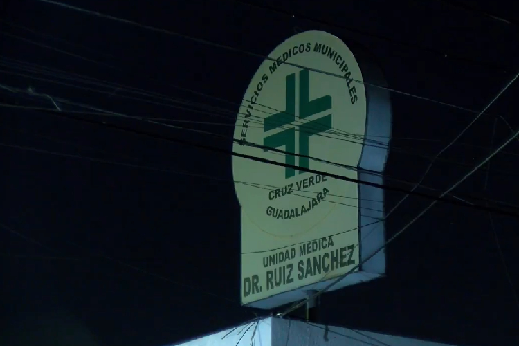 Investigan homicidio de joven atacado a balazos