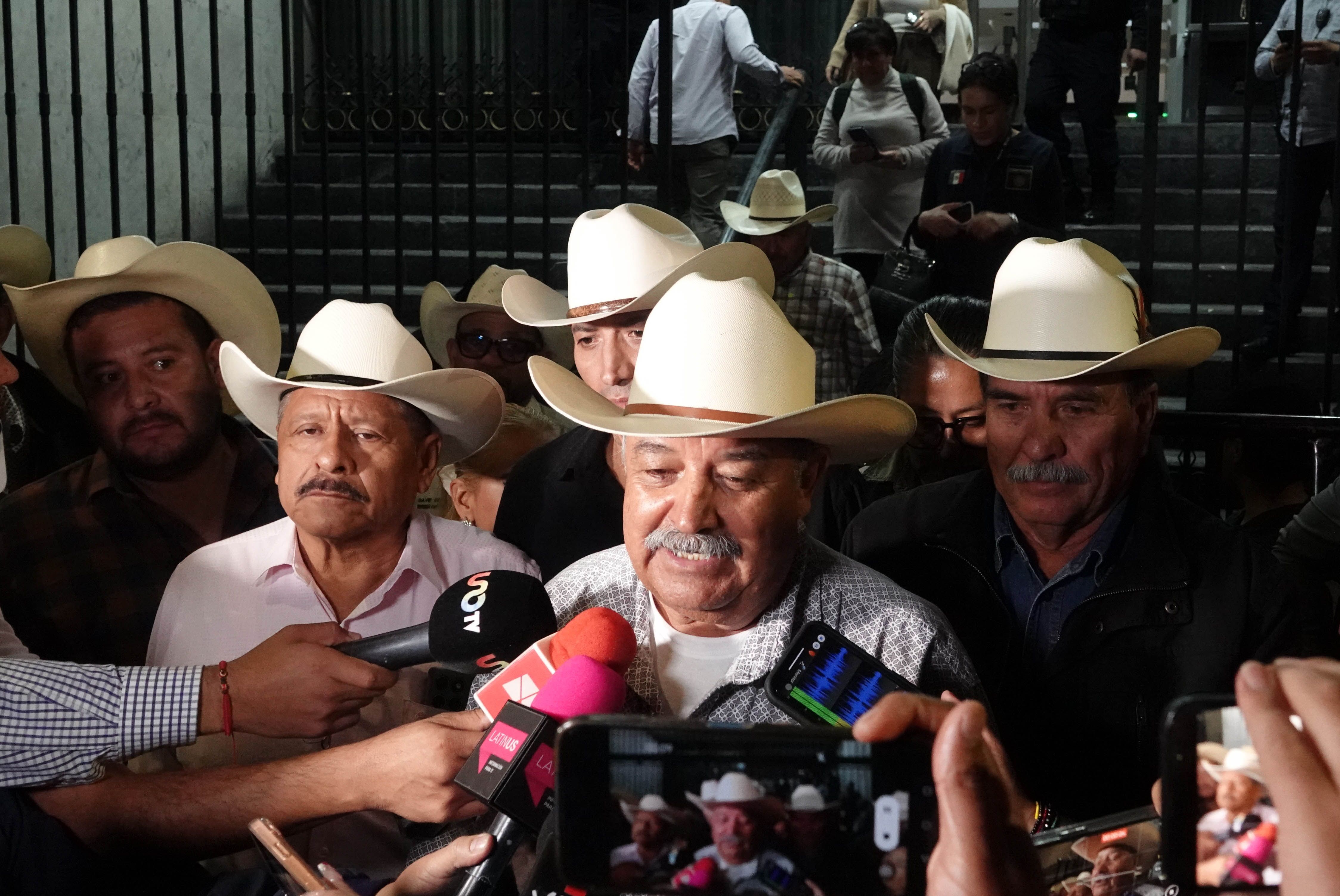 Productores y transportistas advierten que mantendrán bloqueos si no hay soluciones reales