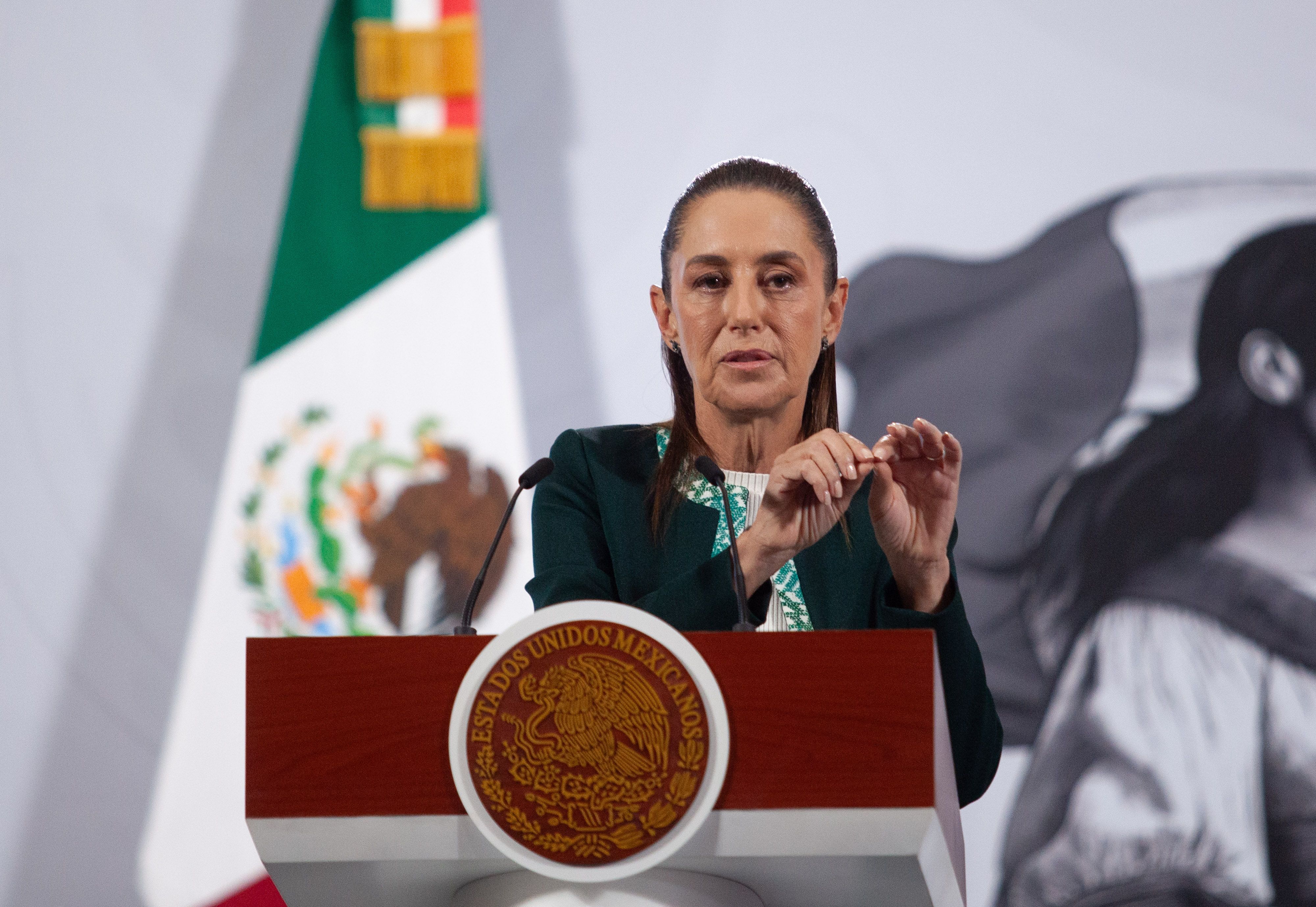 Sheinbaum pide a Fiscalía mexicana informar sobre investigación al dueño de Miss Universo