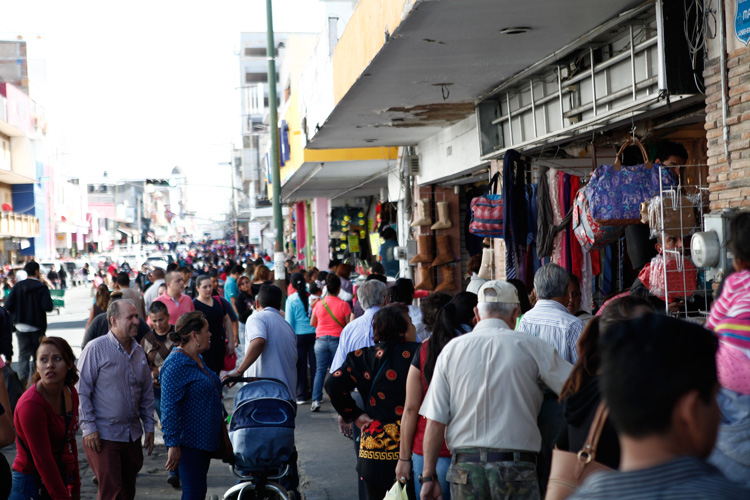 Reforzarán operativos en zonas comerciales