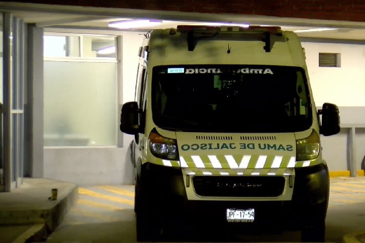 Muere motociclista tras ser embestido por un automóvil