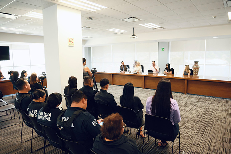 Gobierno de Tlajomulco firma convenio con CEEAV