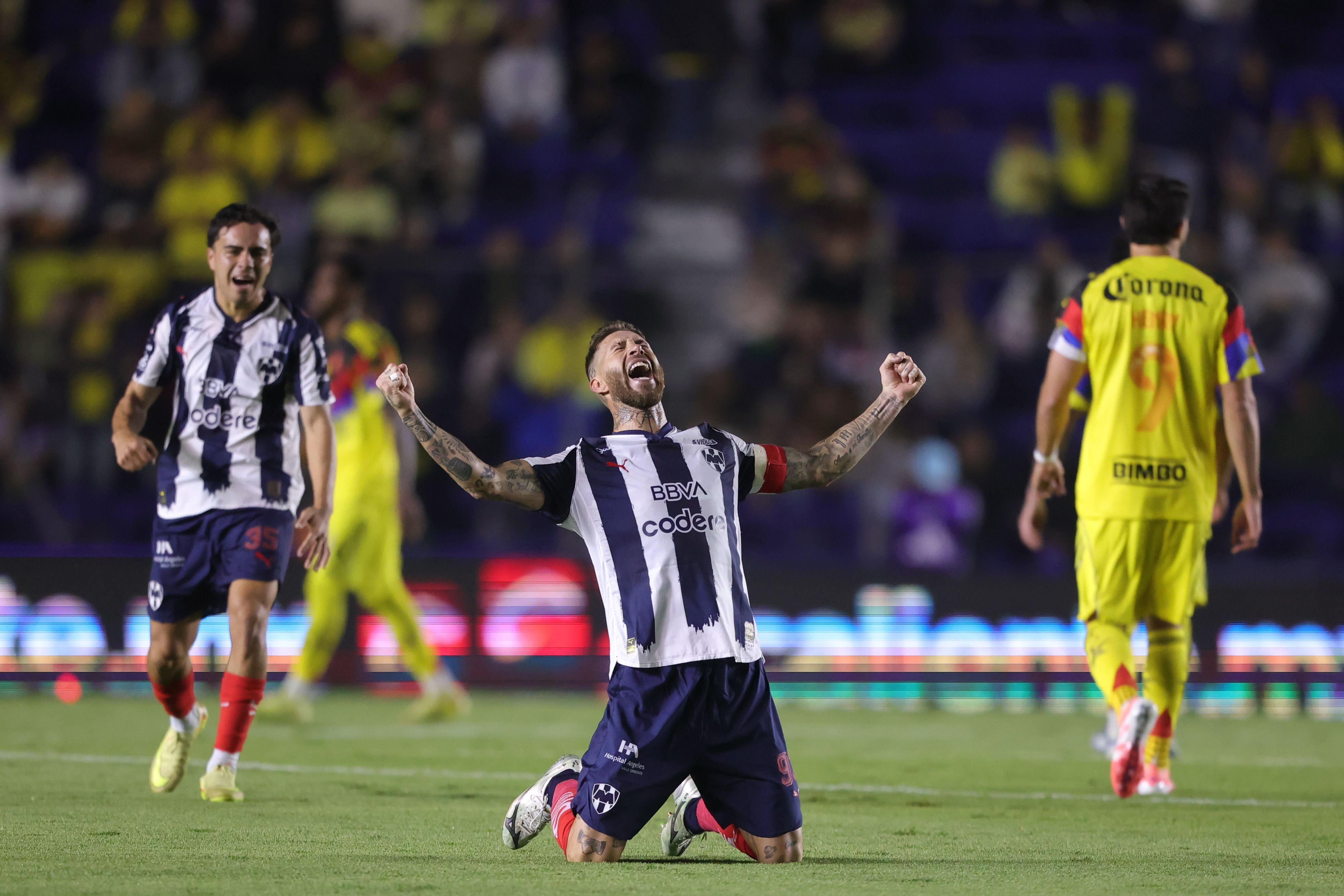 Rayados avanza a semifinales con gol agónico