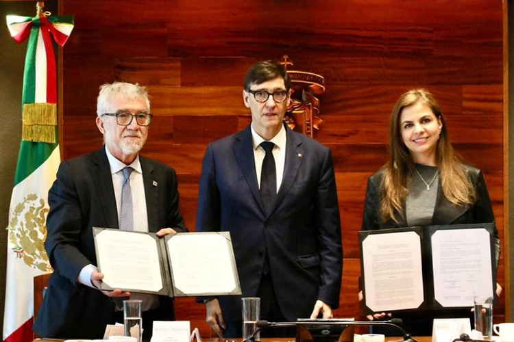 Firman convenio en pro de tecnología e IA