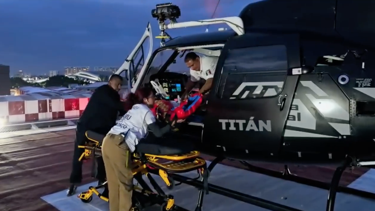 Trasladan de emergencia a bebé de 2 meses herida de bala