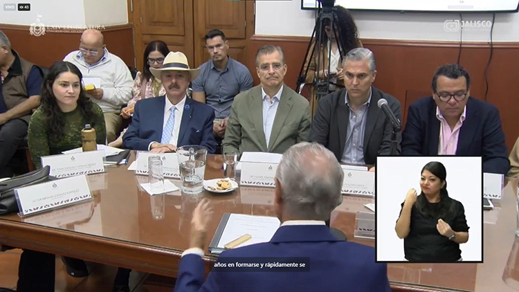 Entrevistan a perfiles interesados en la ASEJ 