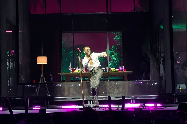 Manuel Turizo enciende la Arena Guadalajara en la recta final de su 201 Tour