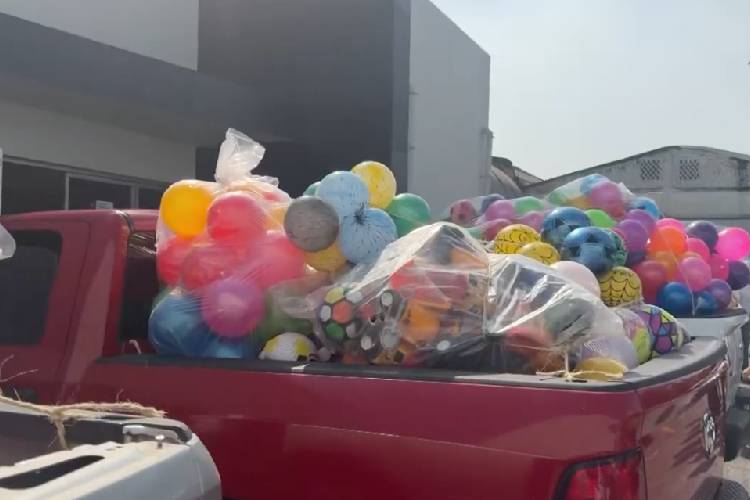 Reúne fiscalía miles de juguetes para niños y niñas