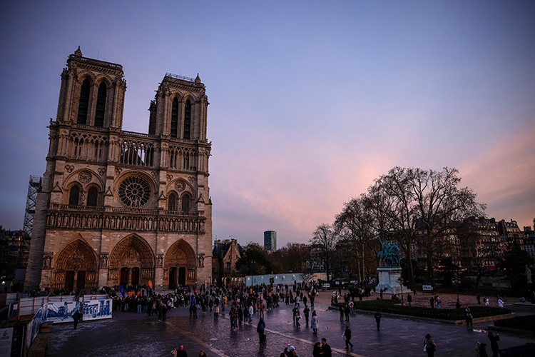 Notre Dame supera al Louvre y la Torre Eiffel