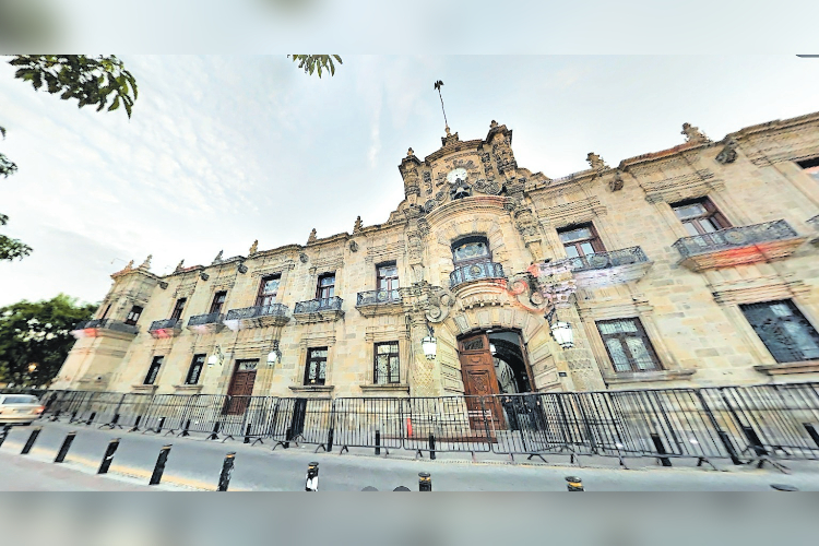 Evaden licitaciones en 72% de contratos