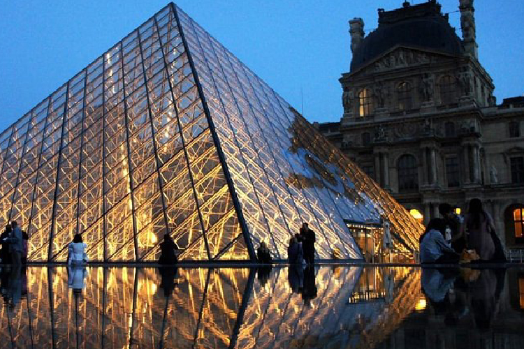 LouvreEstalla huelga en el Museo del Louvre