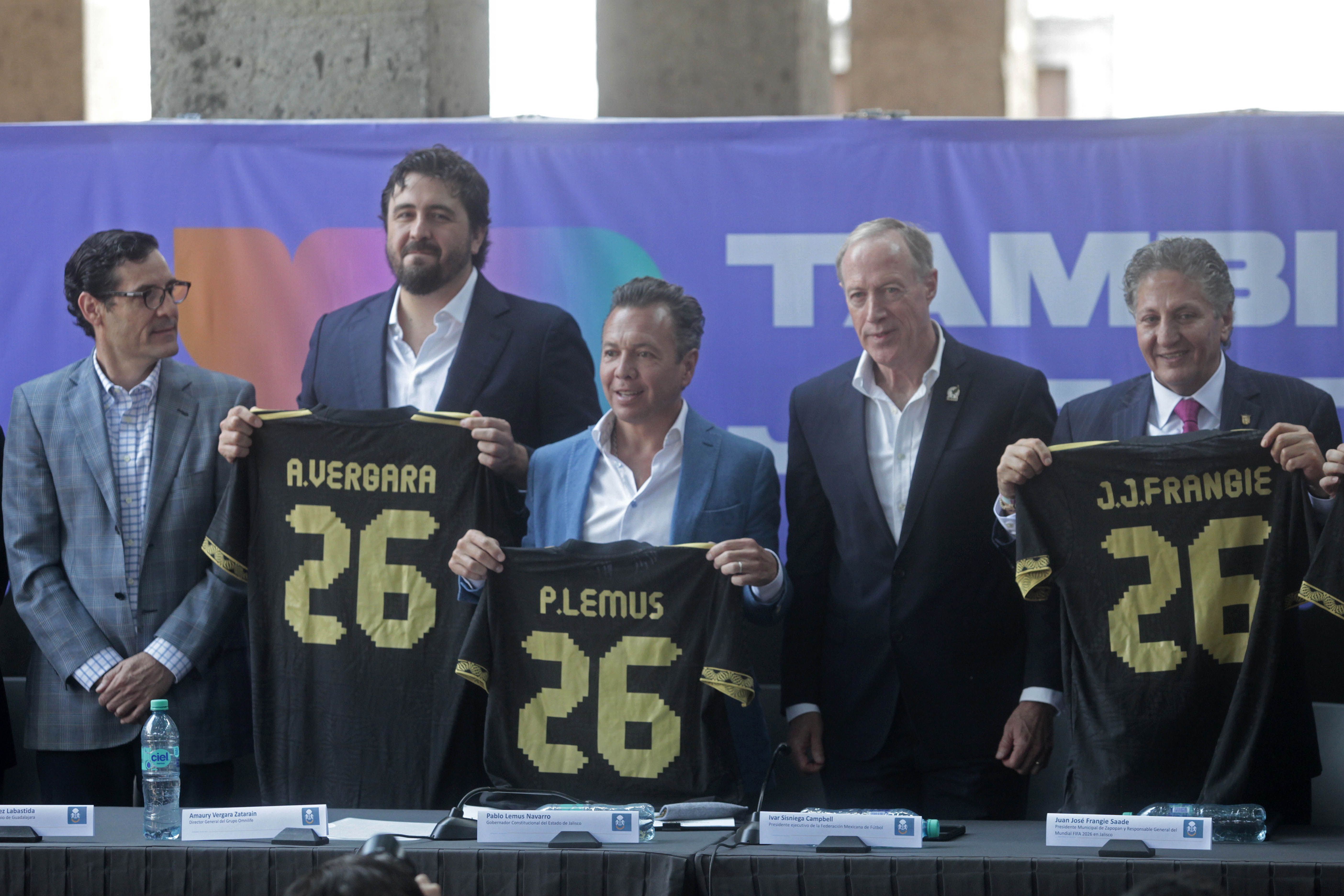 Frangie promete a la FIFA seguridad en Zapopan pese a hallazgos de fosas clandestinas