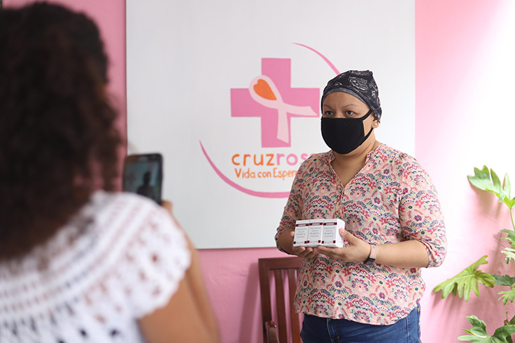 DIF Jalisco tendrá 40 mdp para atención de mujeres con cáncer