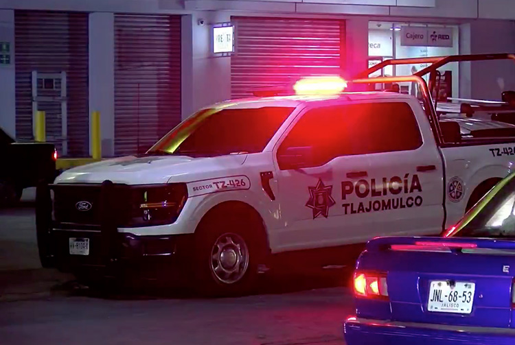 Matan a dos y hallan cuerpo