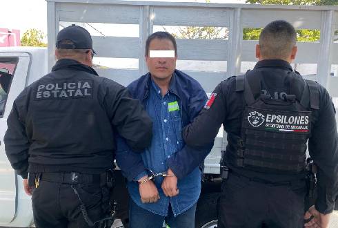 Detienen a hombre tras persecución y ataque contra policías