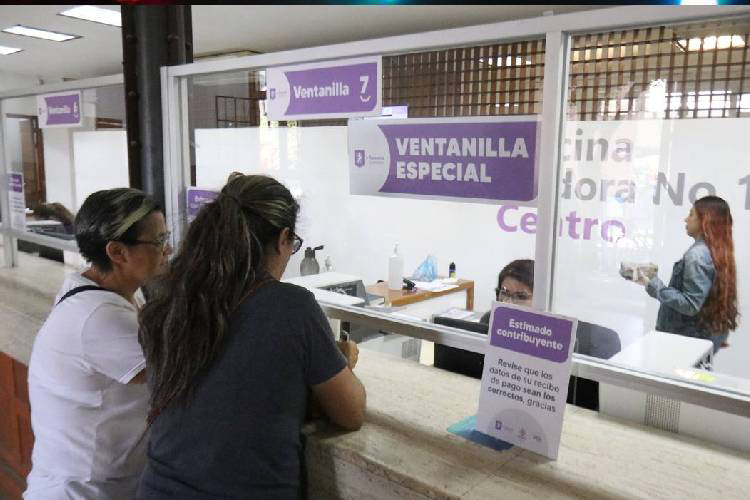 Guadalajara da opciones para el pago de predial 