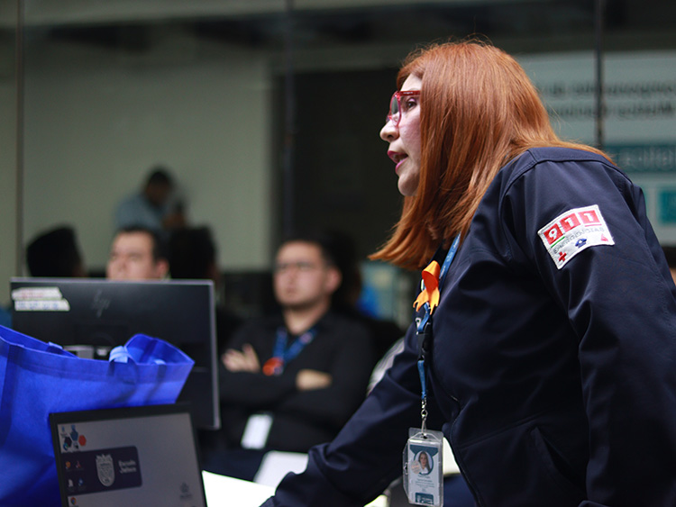 Integran a 11 operadores capacitados a la línea 911 