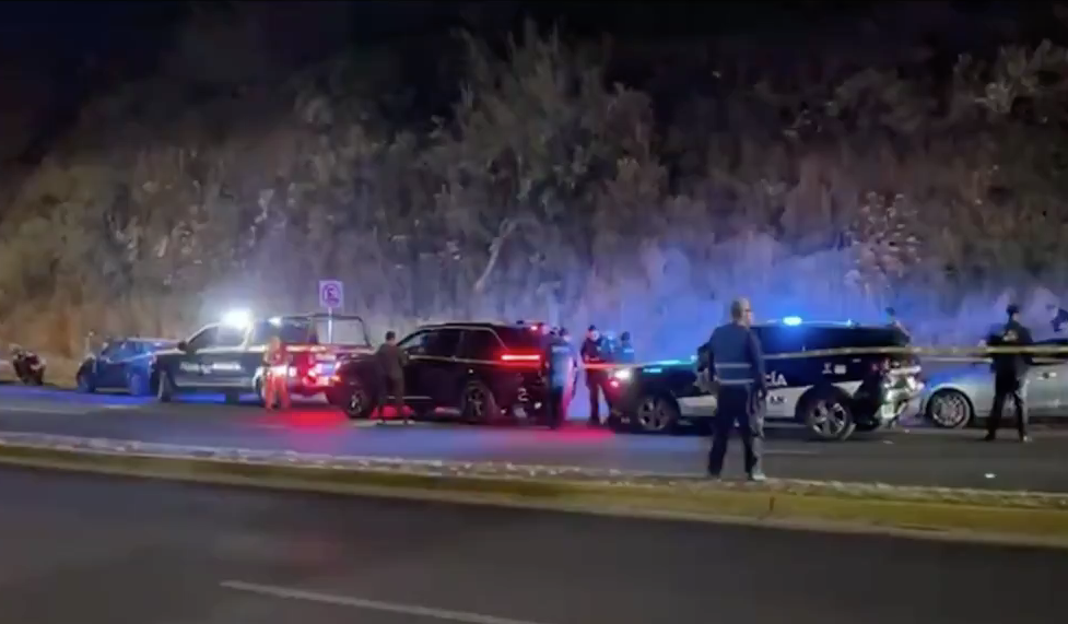 Joven es asesinado a balazos en las curvas de Bugambilias