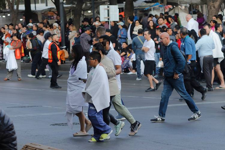 Sismo de magnitud 6.5 en México; epicentro en Guerrero