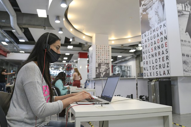 Educación a distancia elevó gastos en hogares 