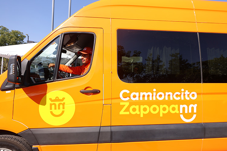 Camioncito, con uso abierto a toda la población 