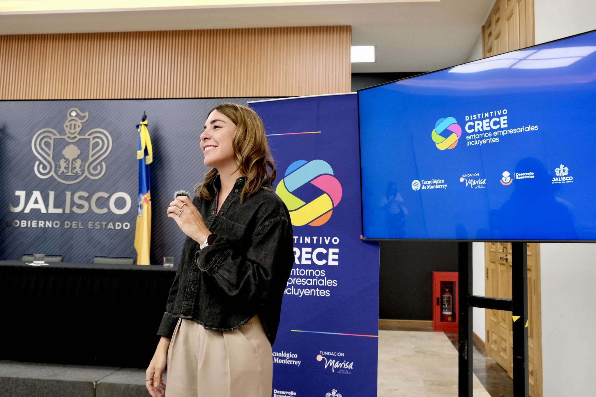 Presentan Distintivo CRECE; promueve inclusión laboral 