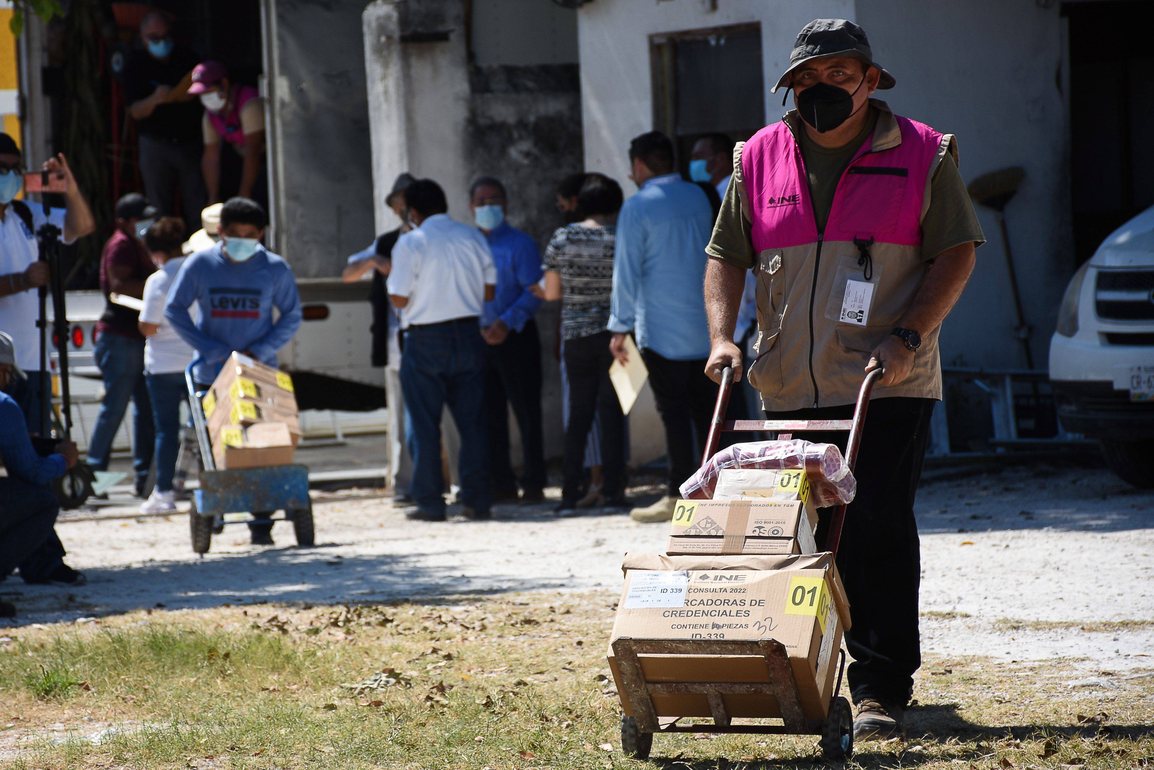 Comparten 10 riesgos políticos para 2026