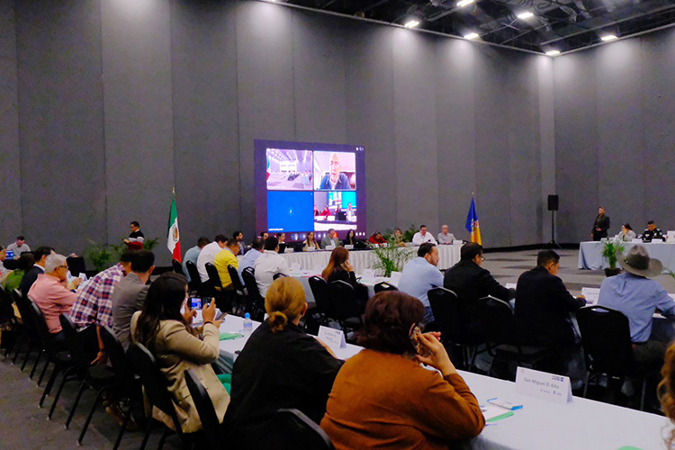 Afinan uso de recursos federales en seguridad